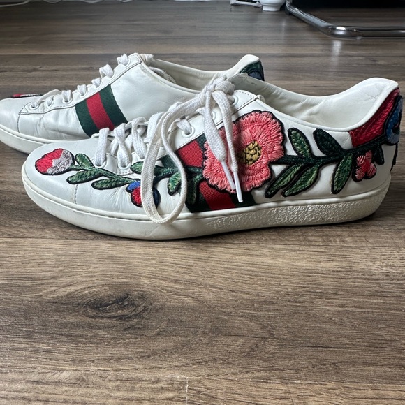 Gucci Ace Embroidered Floral Sneakers 38.5 - Picture 1 of 6